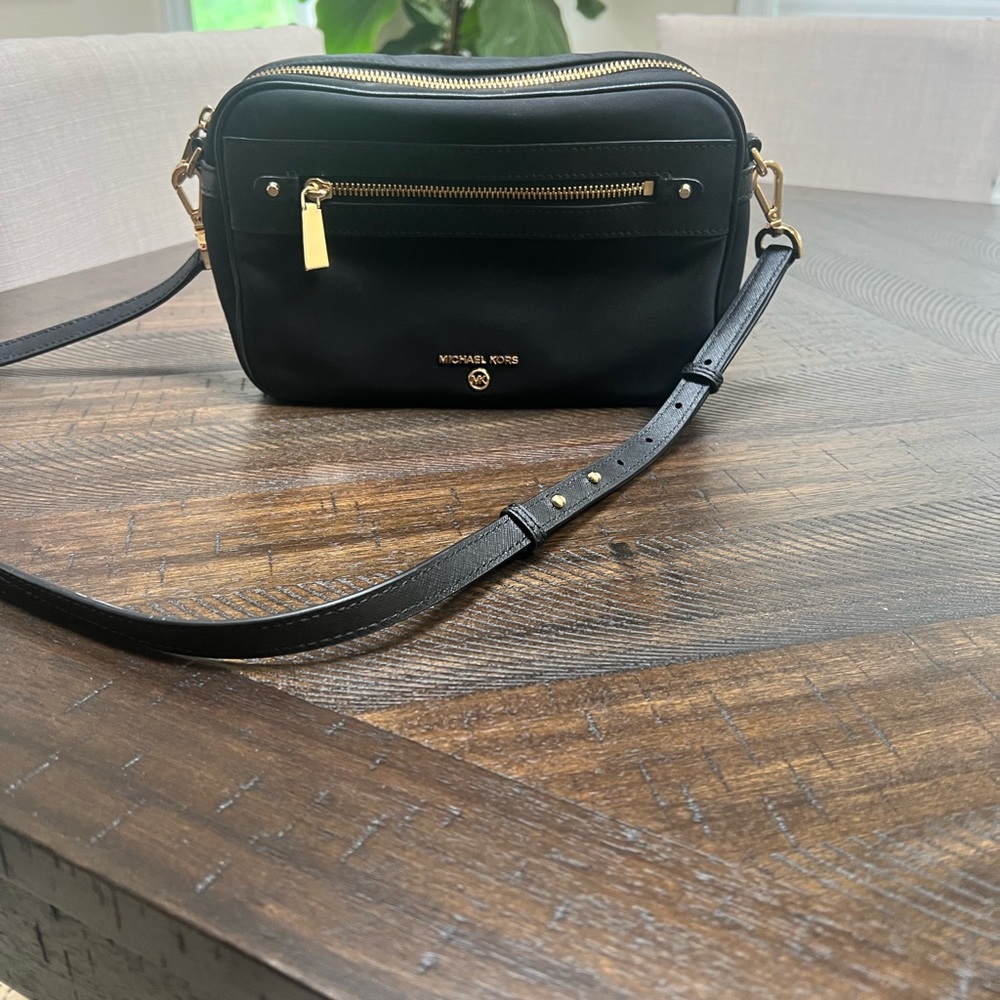 MICHAEL Michael Kors Jet Set Crossbody